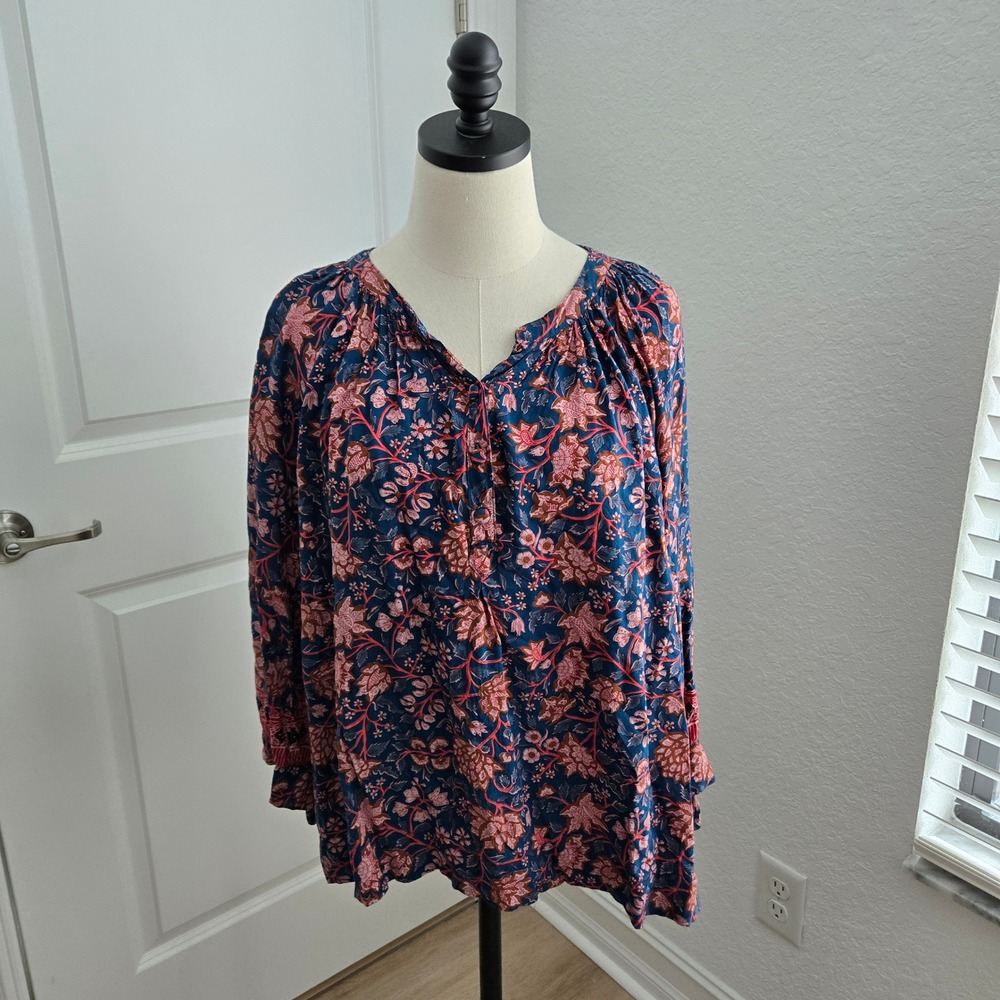 Natalie Martin Tolan Navy Pink Floral Rayon Flowy Blouse Tie‎ Cuff Large